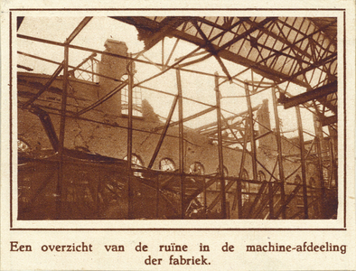 99129 Gezicht op de uitgebrande Utrechtse Machinefabriek van Frans Smulders (Croeselaan 6) te Utrecht.N.B. In ca. 1936 ...